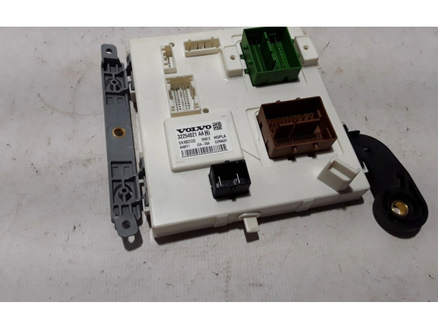 Блок комфорта 32254021   Volvo XC60   