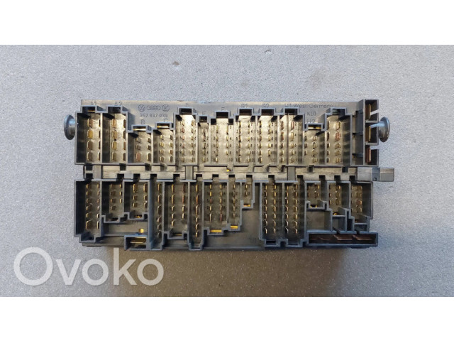 Блок предохранителей 357937039 Ford Galaxy