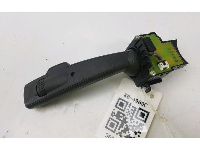 Ручка стеклоочистителей 8691993 Volvo V50