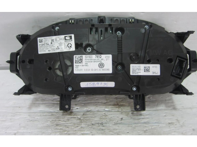 Панель приборов 5G1920741D Volkswagen Golf VII