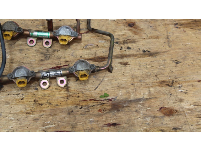 Топливная рампа 17522AA572, 9706 Subaru Forester SF