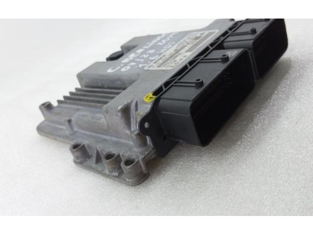 Řídící jednotka 9825318180, 0281034189 Citroen Berlingo 2019