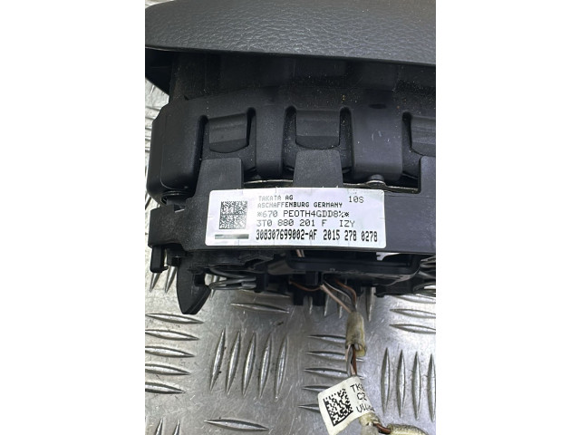 Подушка безопасности водителя 3T0880201F Skoda Octavia Mk3 (5E)