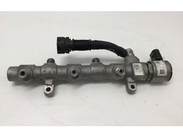 Vstřikovací lišta 059130090DE, 04L130764B Audi Q7 4L