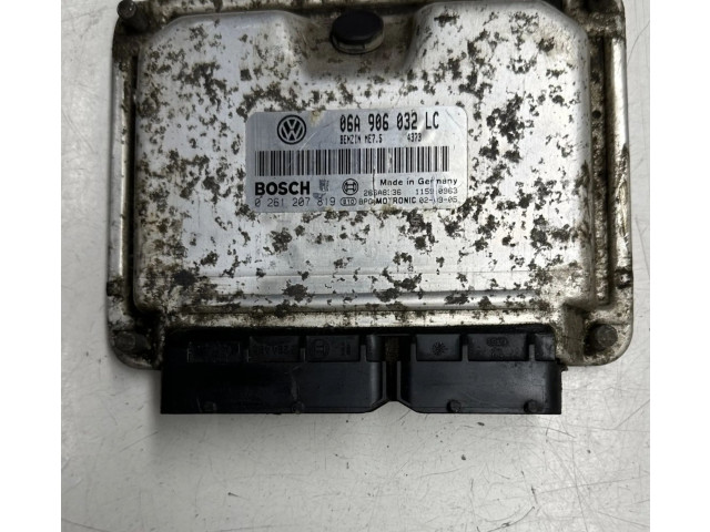 Блок управления двигателя 06A906032LC, 0261207819   Skoda Octavia Mk1 (1U)