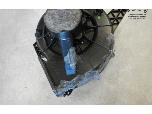 Вентилятор печки 6R1819015A KIA Ceed