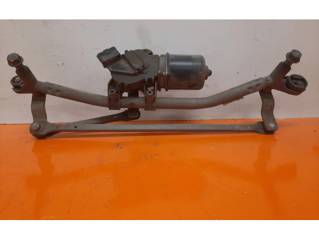 Топливная рампа 9654592680   Alpine C2   для двигателя 8HZ