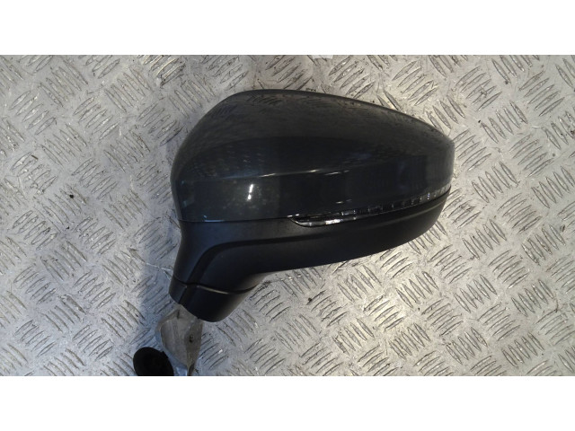 Zpětné zrcátko  Volkswagen Tiguan 2019    