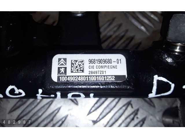 Топливная рампа 968190968001 Citroen C5