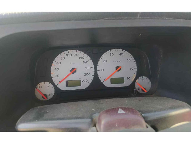 Панель приборов 1H0919850X Volkswagen Golf III