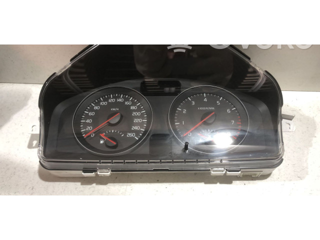 Панель приборов 31254775, 31254775   Volvo C30       