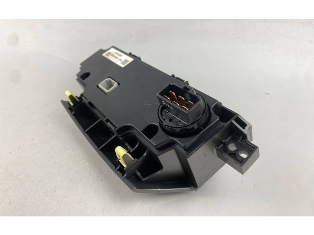 Блок управления климат-контролем 72311AJ08A Subaru Outback