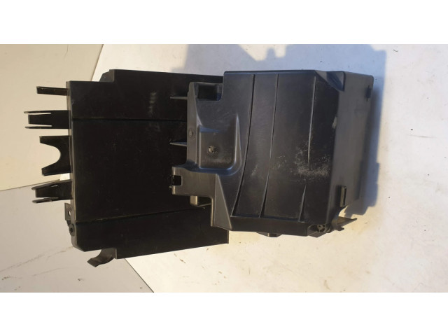 Крышка блока предохранителей 9653310880   Citroen C4 I    