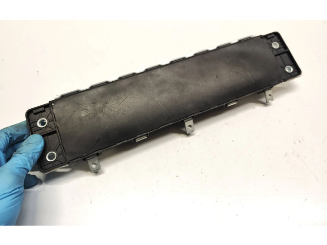 Подушка безопасности для колен P031351335, 0589P100725   Volvo XC90