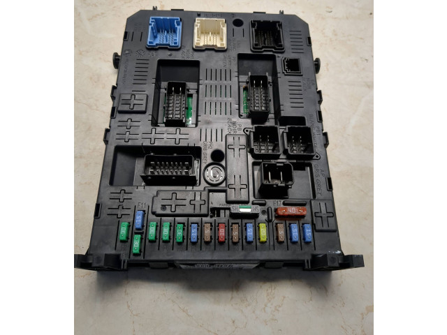 Блок предохранителей 966405878002, 281208364   Citroen Berlingo    