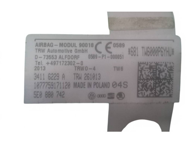 Боковая подушка безопасности 5E0880742, 34116229A Skoda Octavia Mk3 (5E)