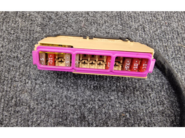 Pojistková skříňka 4H0941824A Audi Q7 4M 2019