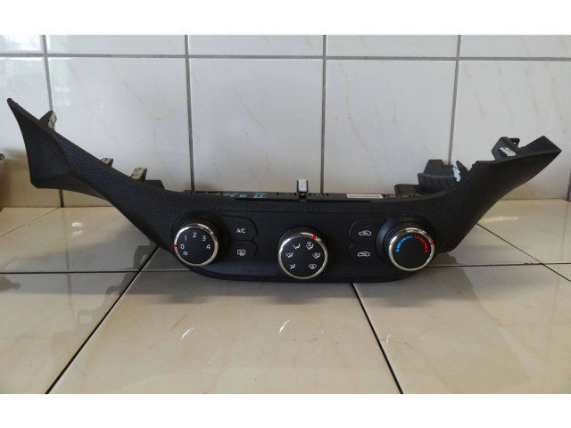 Блок управления климат-контролем 97250-A2002   KIA Ceed