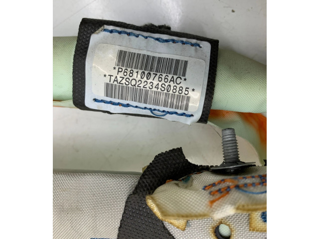 Боковая подушка безопасности 62499510, P624986000NN016 Jeep Cherokee