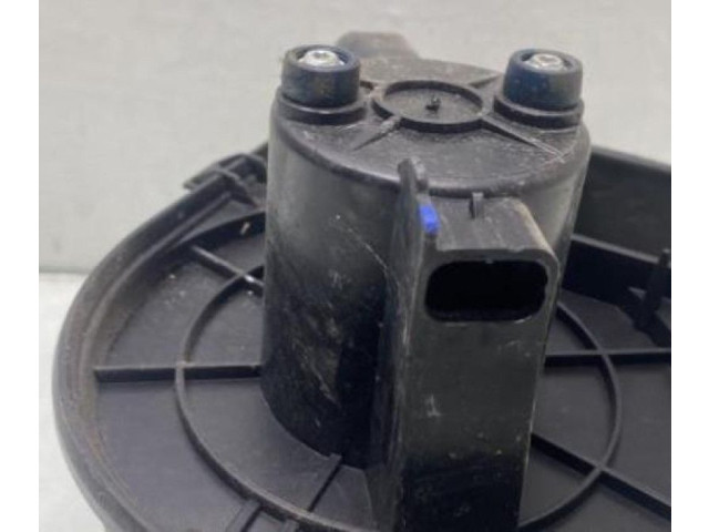 Вентилятор печки    7701067032   Renault Clio II