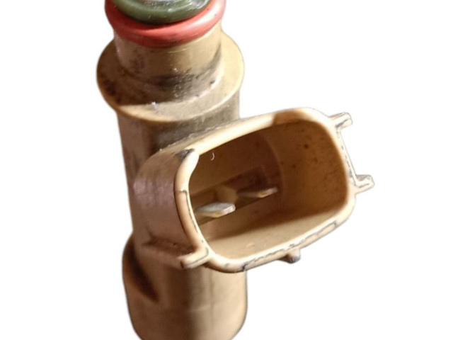 Vstřikovač 069033005 Toyota Prius (XW30)