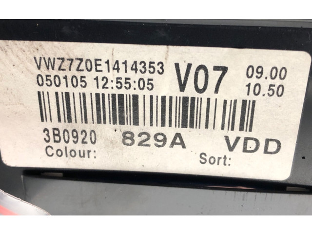 Панель приборов 3B0920829A   Volkswagen PASSAT B5.5       