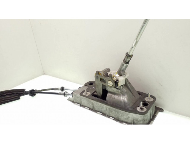 Механизм переключения передач (кулиса) (в салоне)