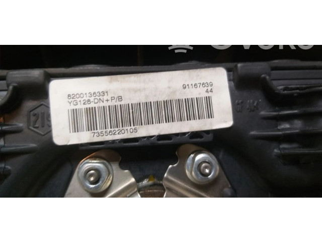 Подушка безопасности водителя 8200136331, 8200136331   Renault Trafic II (X83)