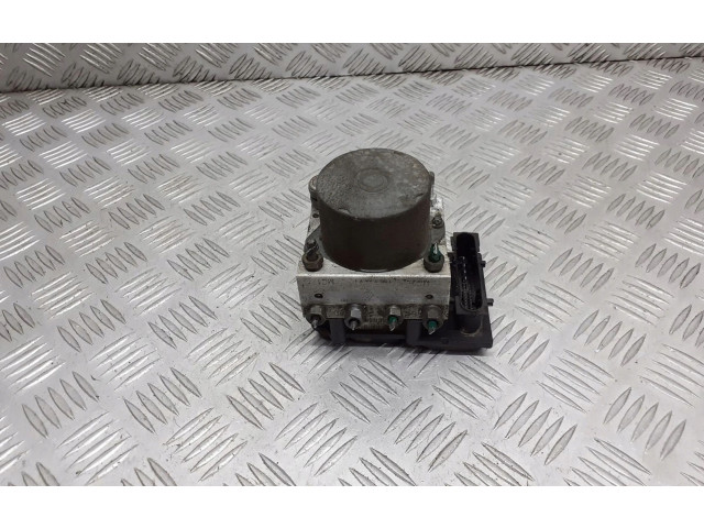 Блок АБС    Nissan  Kubistar   -  года