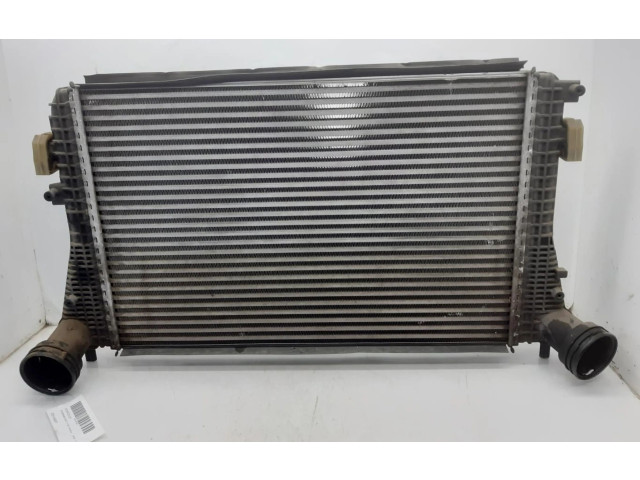 Интеркулер 3C0145805P Volkswagen Golf VI