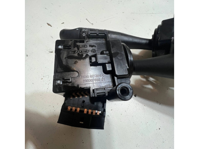 Ручка стеклоочистителей 202007962, 202007966 Hyundai i10