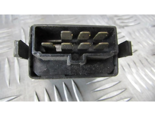 Блок управления k8t14371 Mazda 626