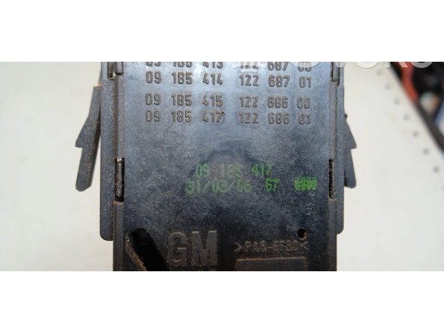 Ручка стеклоочистителей 09185417, 09185413   Opel Corsa C