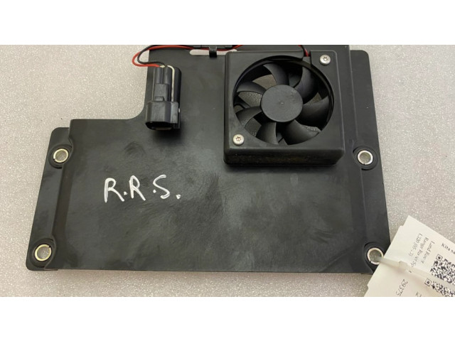 Другая деталь салона