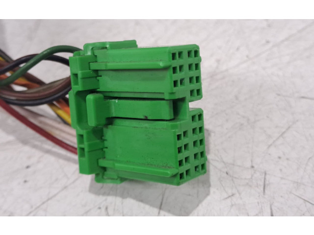 Зеркало электрическое Volvo XC90 2003 - 2006 года