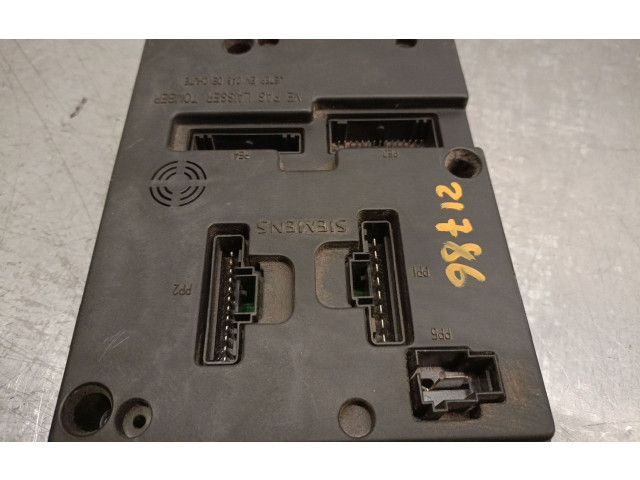 Pojistková skříňka Řídící jednotka BSM 7703297929, S108502300B Renault Megane I 1999