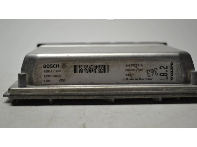 Блок управления двигателя 30637733A, 0281011078   Volvo V70