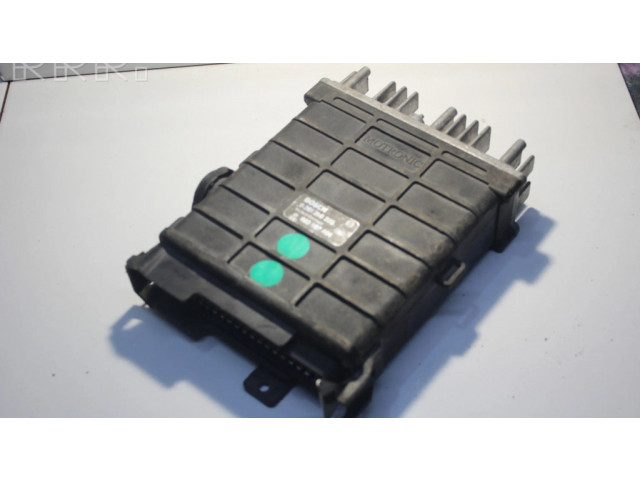 Блок управления двигателя 0261200220, 893907404 Audi 80 90 B3