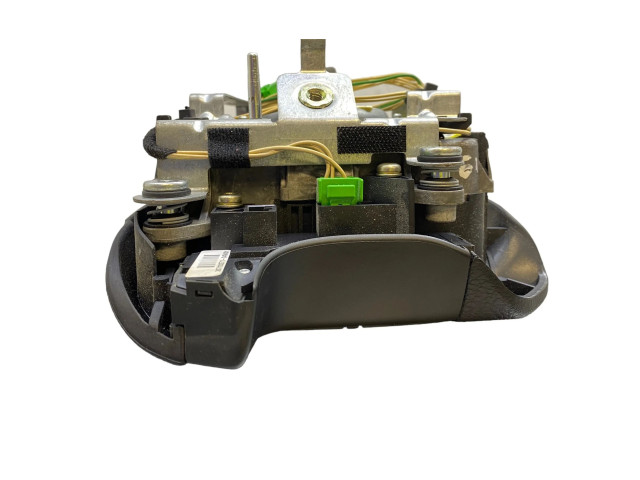 Подушка безопасности водителя Volvo V70