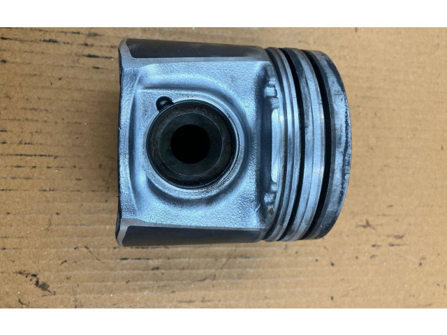 Píst A930, 4434 Alfa Romeo Stelvio