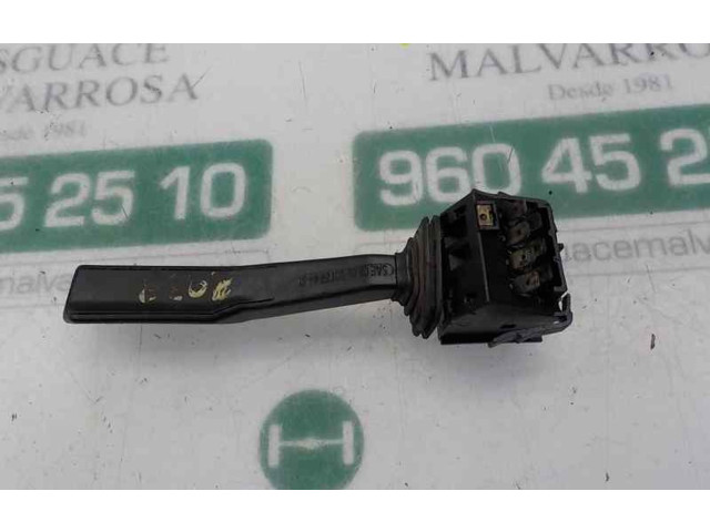 Ручка поворотов/ фонарей    Volvo 460