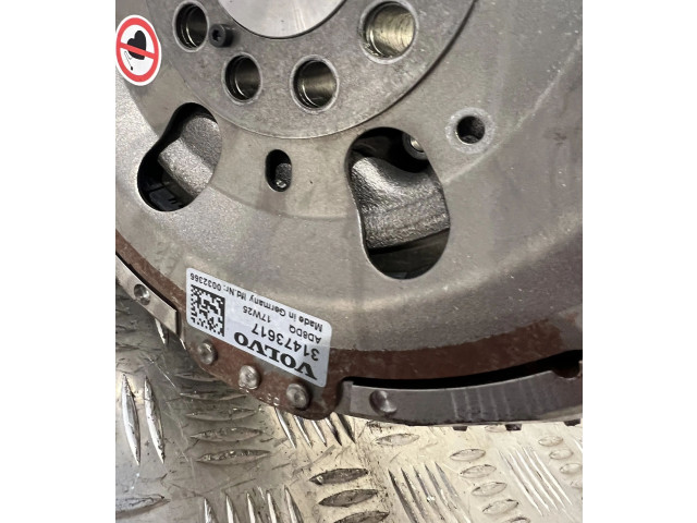 Генератор 31473617 Volvo XC90