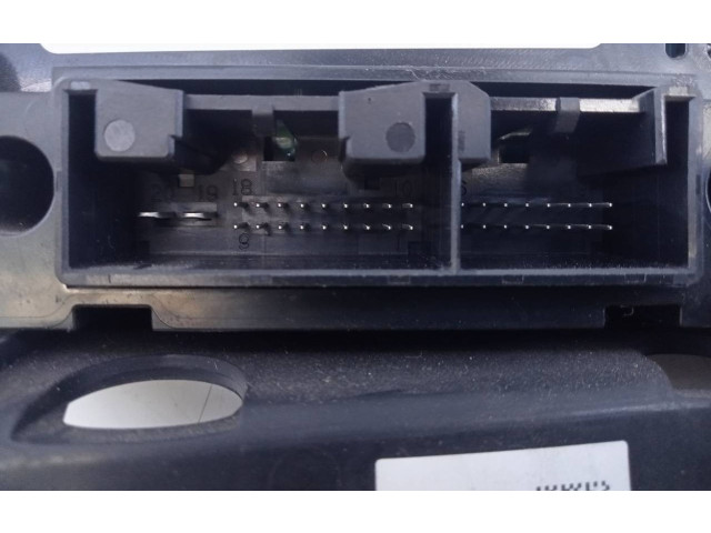 Блок управления климат-контролем 8T1820043T, E2-A1-23-7 Audi A4 Allroad