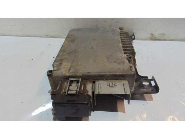 Блок управления двигателя 05033663AB   Chrysler PT Cruiser