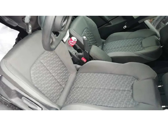 Вентилятор радиатора     2q0959455j    Audi A1 1.0