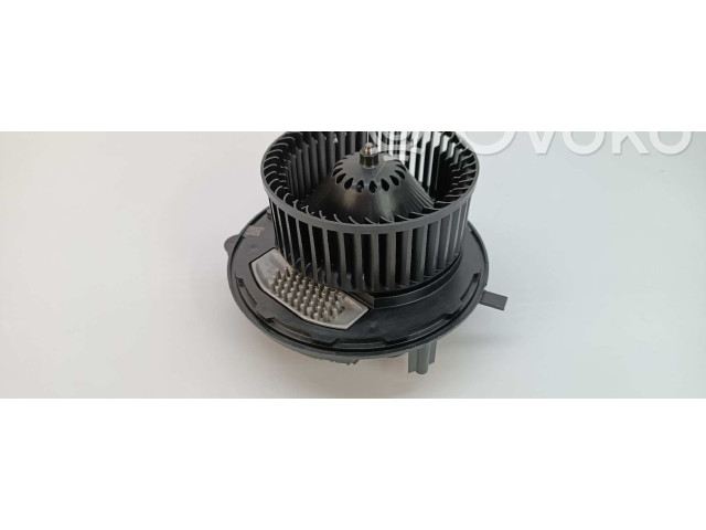 Вентилятор печки    5WB819015, 5Q0907521F   Volkswagen Golf SportWagen