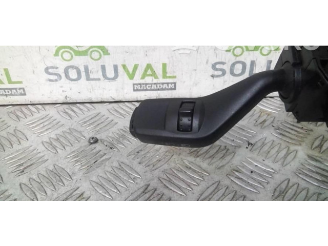 Ручка стеклоочистителей 1350067   Ford C-MAX I