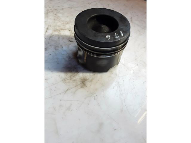  Поршень  83L57  Audi A6 S6 C6 4F  