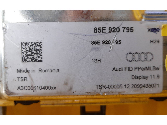 Дисплей    85E920795, 85E920795   Audi e-tron