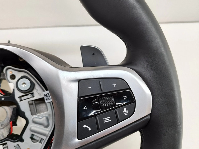 Volant BMW 4 G22 G23 G24 G26 2022 7857778
